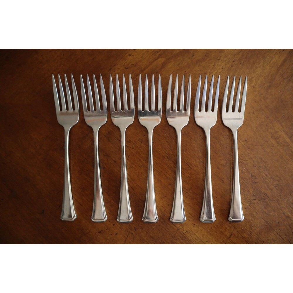 Lot Of 7x Oneida Maestro St Leger SSS Stainless Flatware Salad Forks 6.2” USA - Picture 2 of 8
